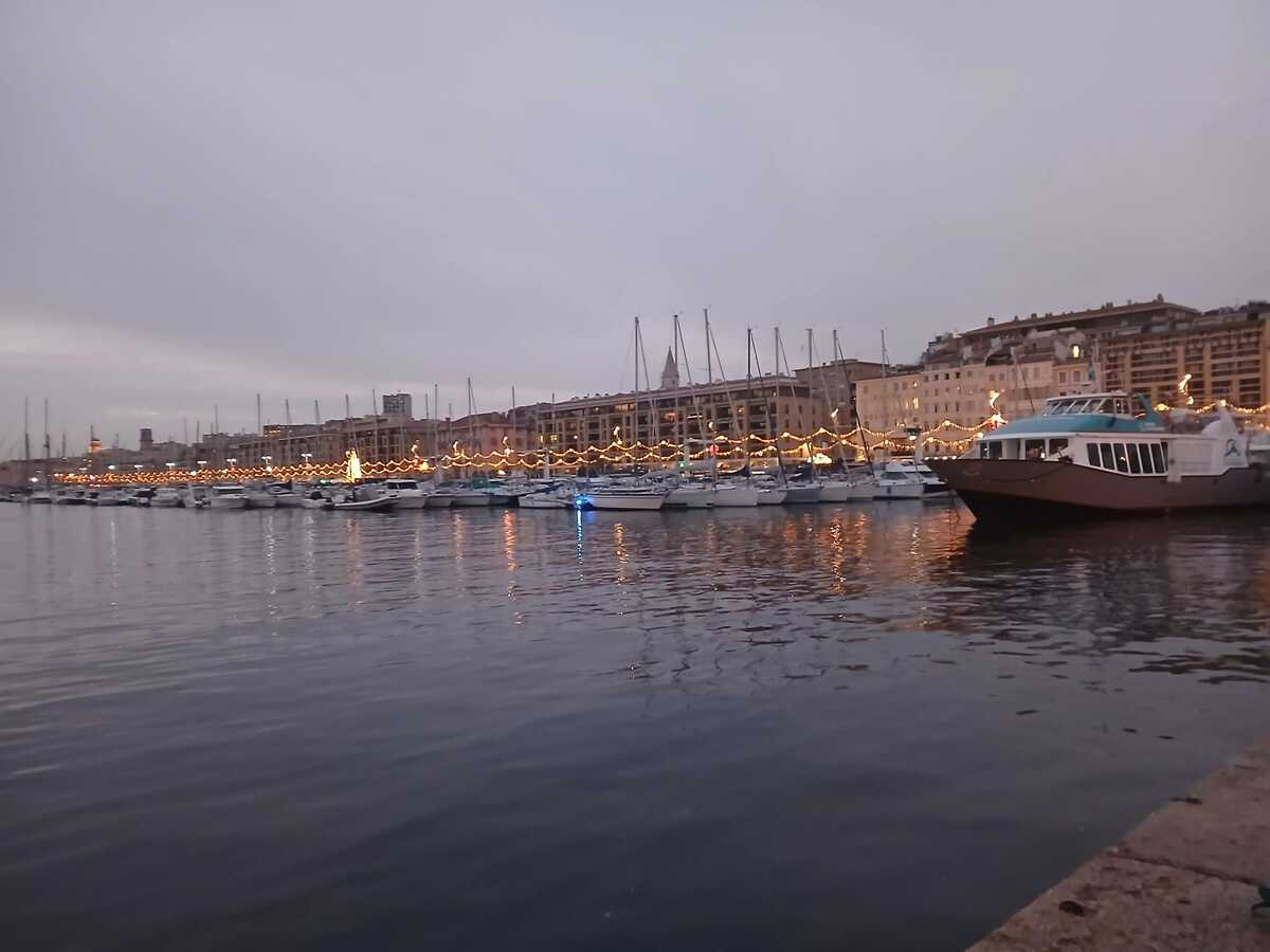 Appartement 90 m² - 7 pers., 3 ch. - Vieux-Port à 10 min - Photo 48