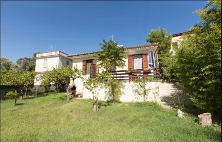 Location maison à Lido di Noto, Maison spacieuse à Lido di Noto avec terrasse et jardin