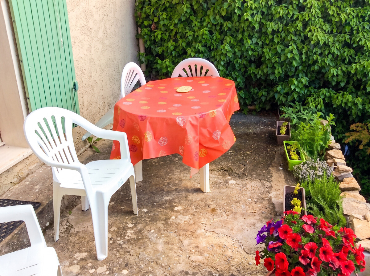 Maison 4 pers. avec jardin clôturé et vue montagne à Vachères - Photo 6