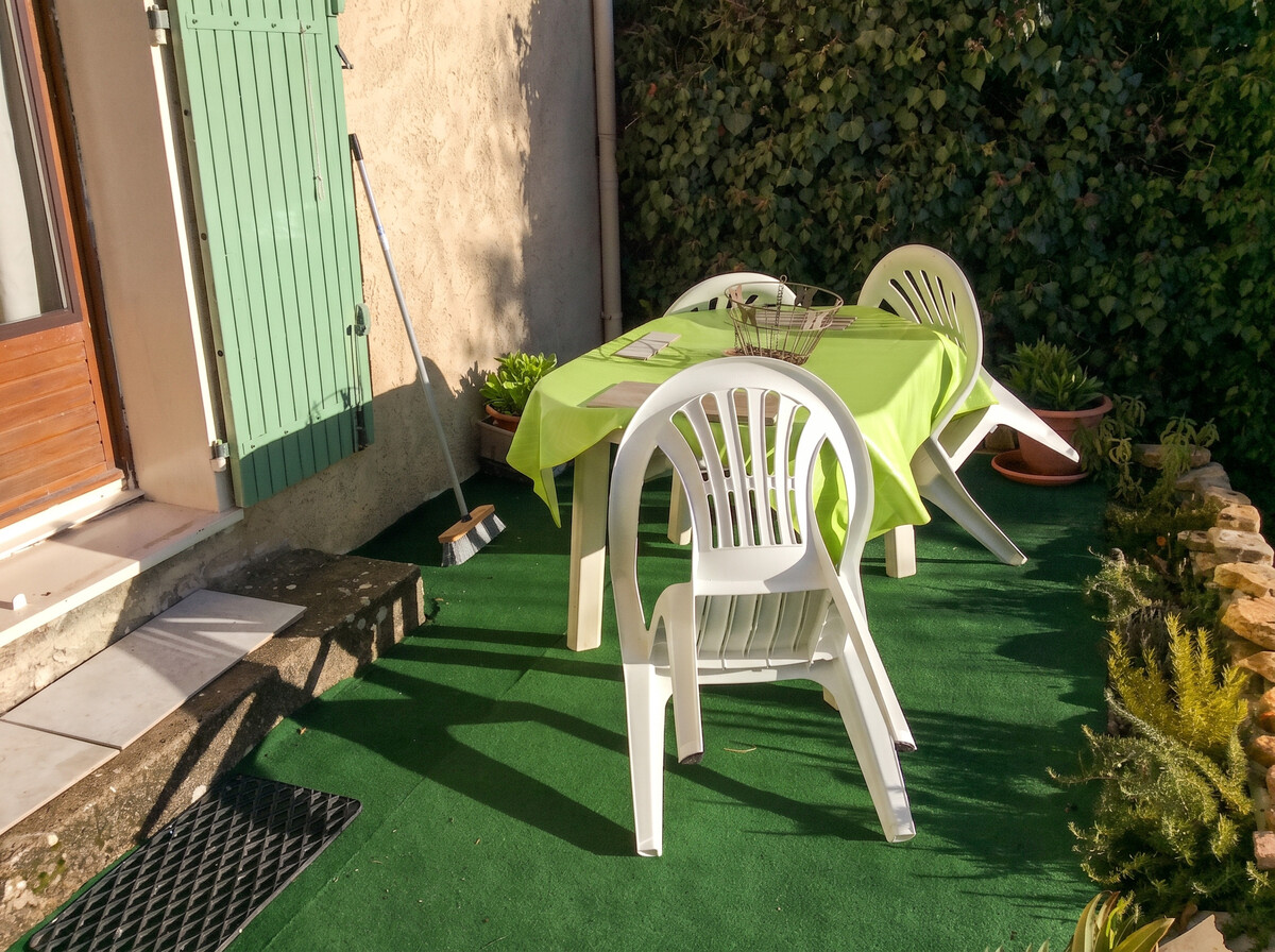 Maison 4 pers. avec jardin clôturé et vue montagne à Vachères - Photo 7