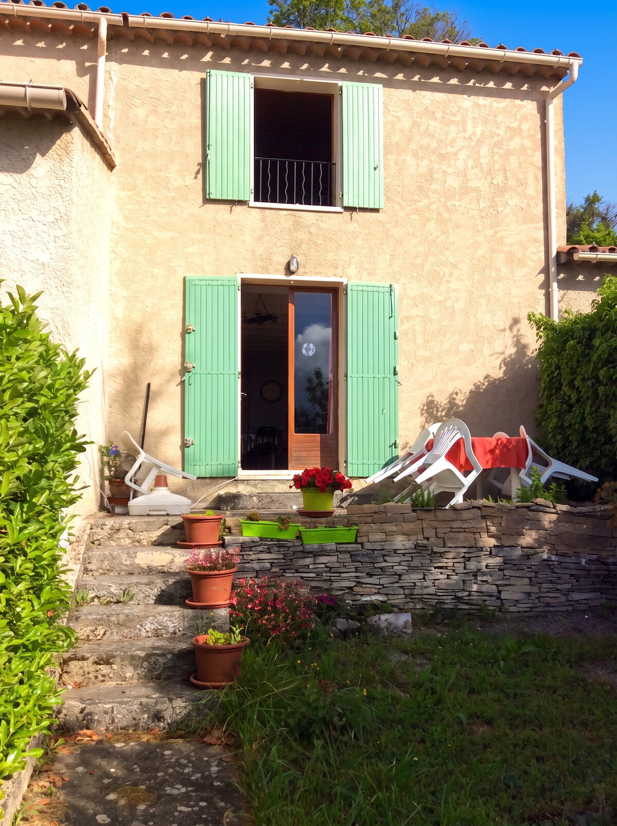Maison 4 pers. avec jardin clôturé et vue montagne à Vachères - Photo 8