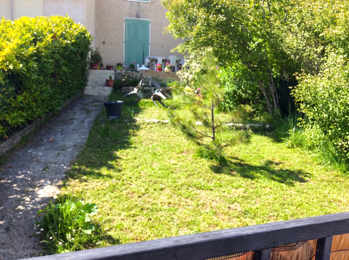 Maison 4 pers. avec jardin clôturé et vue montagne à Vachères - Photo 16