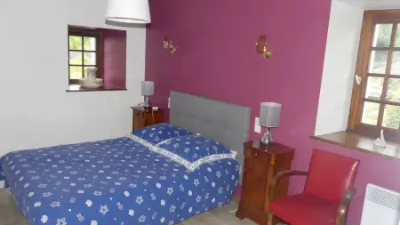 Maison avec superbe jardin et cheminée à Sougéal, 7 pers. : photo 18