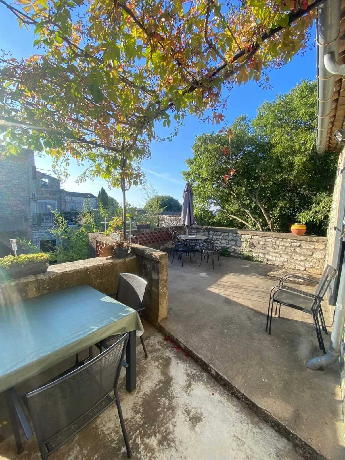 Appartement 2 étoiles à Orgnac-l'Aven, piscine été - Photo 34