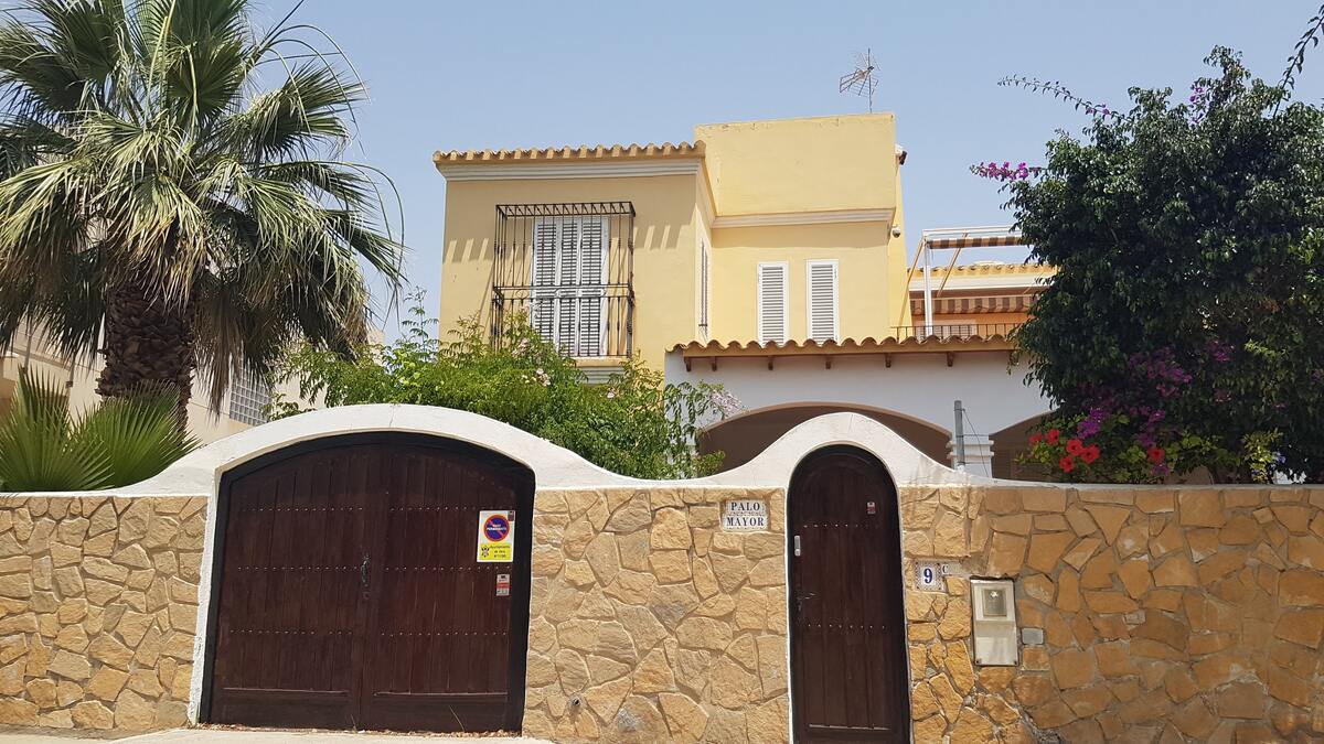 Maison 420 m² avec piscine et jacuzzi à Vera - Photo 33
