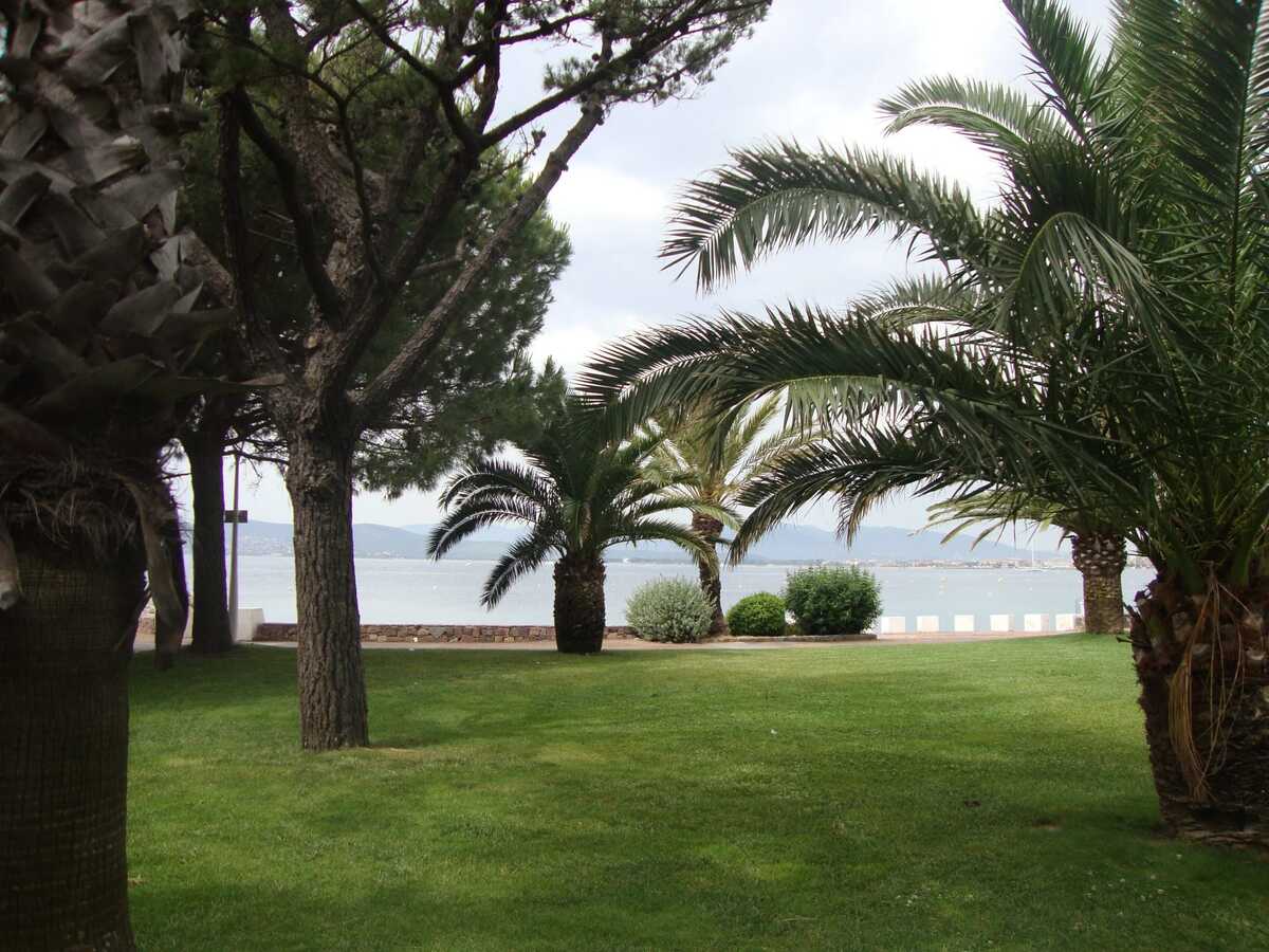 Appartement avec jardin et barbecue à Saint-Raphaël - Photo 14