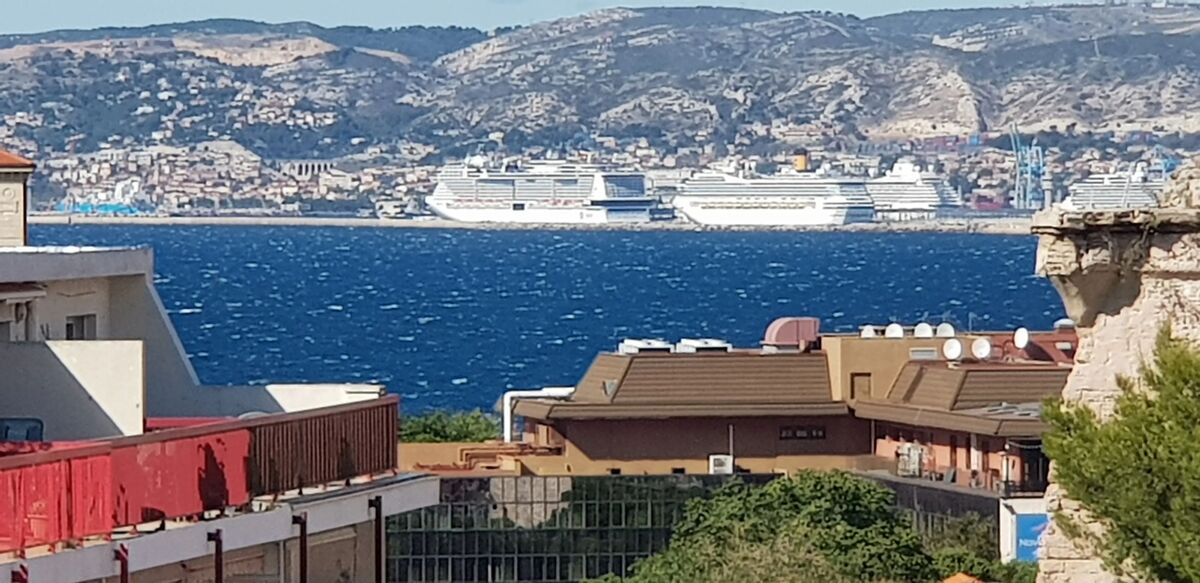 Studio 25 m² avec terrasse vue mer à Marseille - Photo 24
