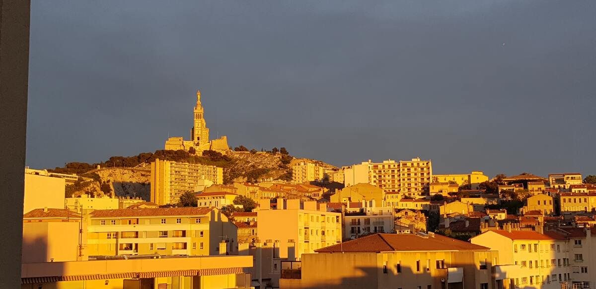 Studio 25 m² avec terrasse vue mer à Marseille - Photo 32