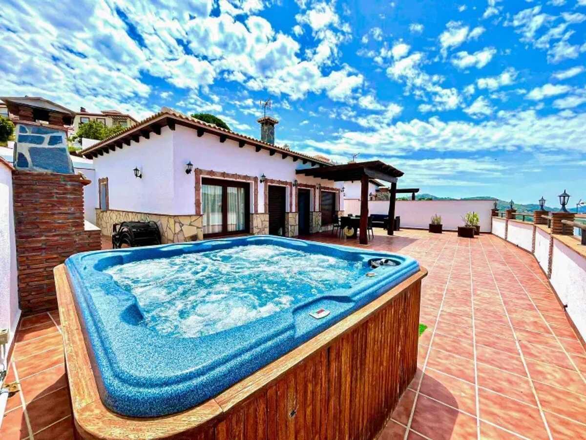 Maison 60m² vue mer à Canillas de Albaida, piscine mai-octobre - Photo 1