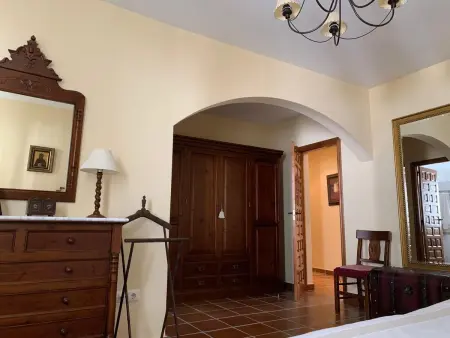 Maison spacieuse à Aldehuela de la Bóveda - Jardin privé 217m² - Photo 9
