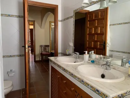 Maison spacieuse à Aldehuela de la Bóveda - Jardin privé 217m² - Photo 12