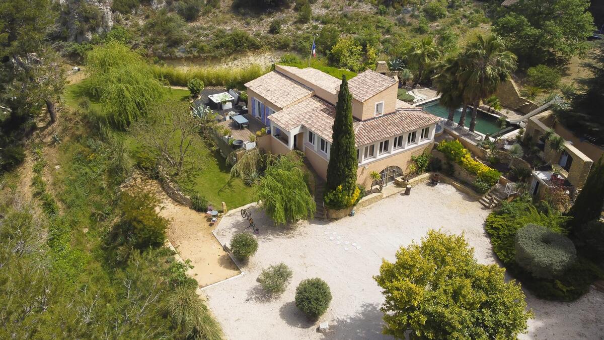 Villa 12 pers., piscine & jacuzzi à Aubagne - Photo 16