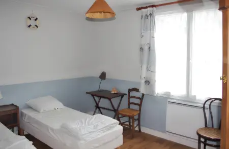Maison 6 chambres avec vue mer et jardin à Arromanches-les-Bains : photo 11