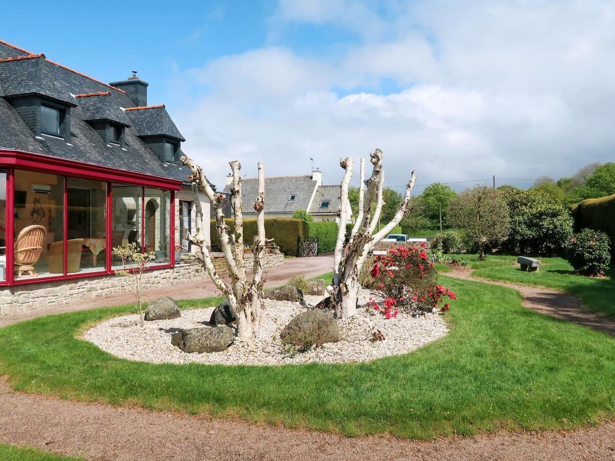 Maison 120 m² Pédernec : 3 chambres, jardin clos et barbecue - Photo 3