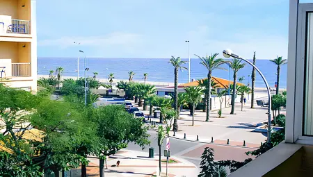 Location appartement à Saint Cyprien, Appartement charmant à Saint-Cyprien avec vue sur la mer - 24m²