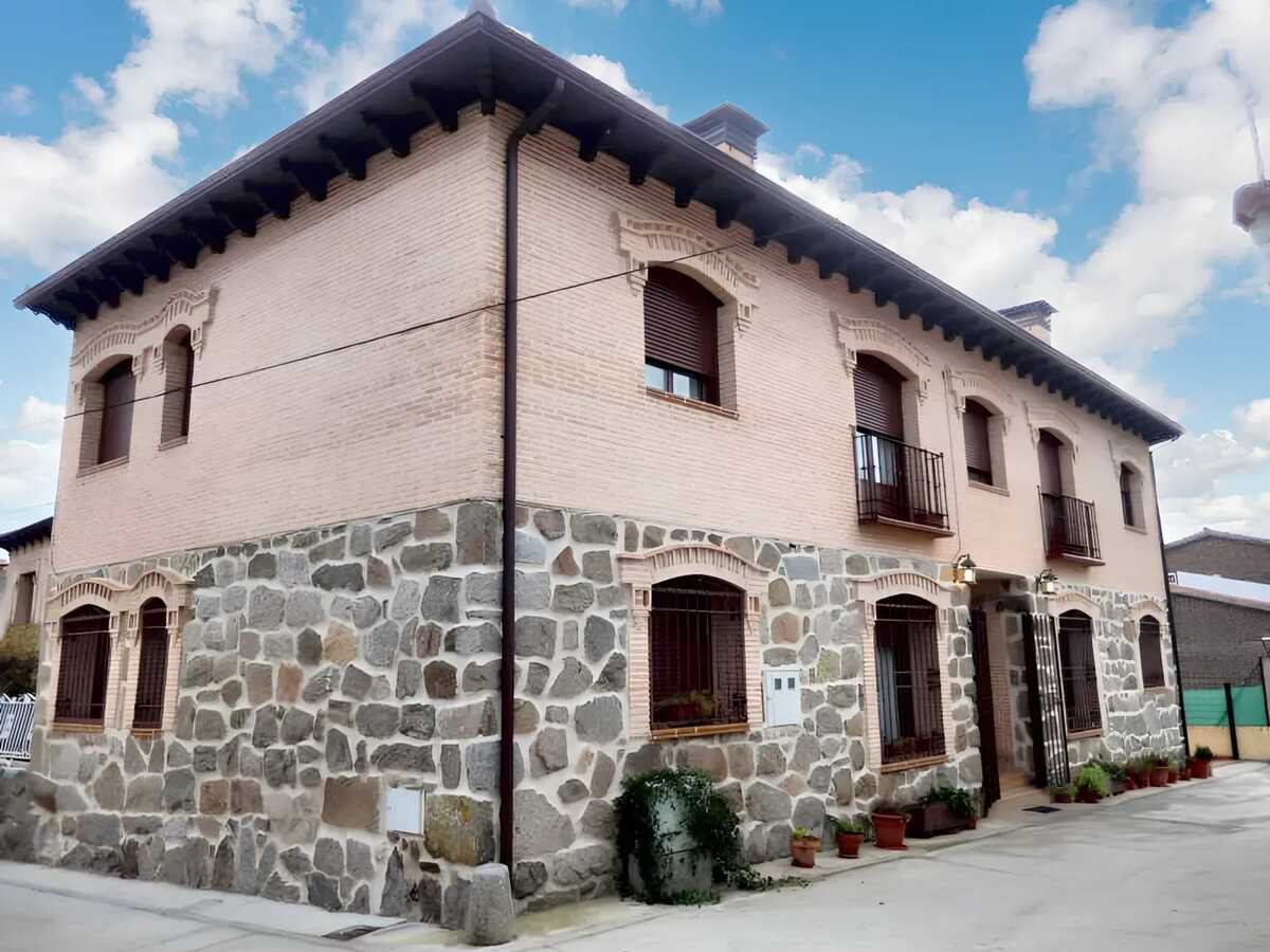 Maison 300m² 16 personnes à Cenicientos, vue montagne - Photo 1