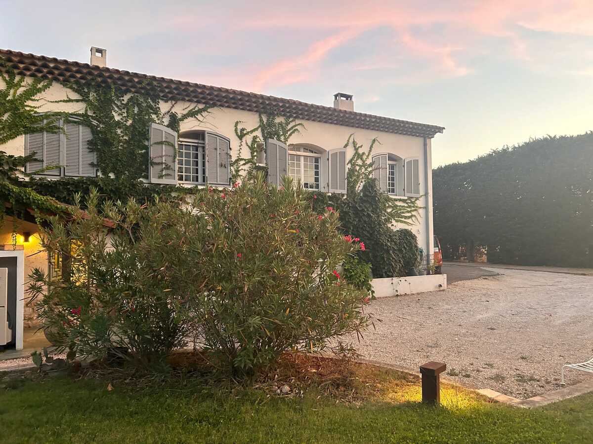 Villa Provençale 7 chambres, piscine et jardin 8000 m² - Photo 6