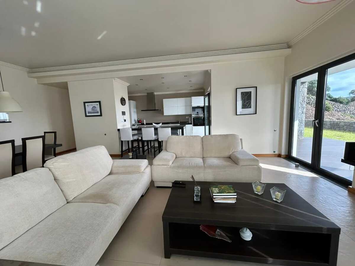 Maison 250 m² avec jardin clos à Angra do Heroísmo - Photo 3