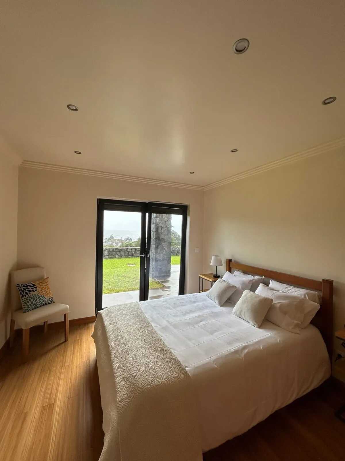 Maison 250 m² avec jardin clos à Angra do Heroísmo - Photo 8