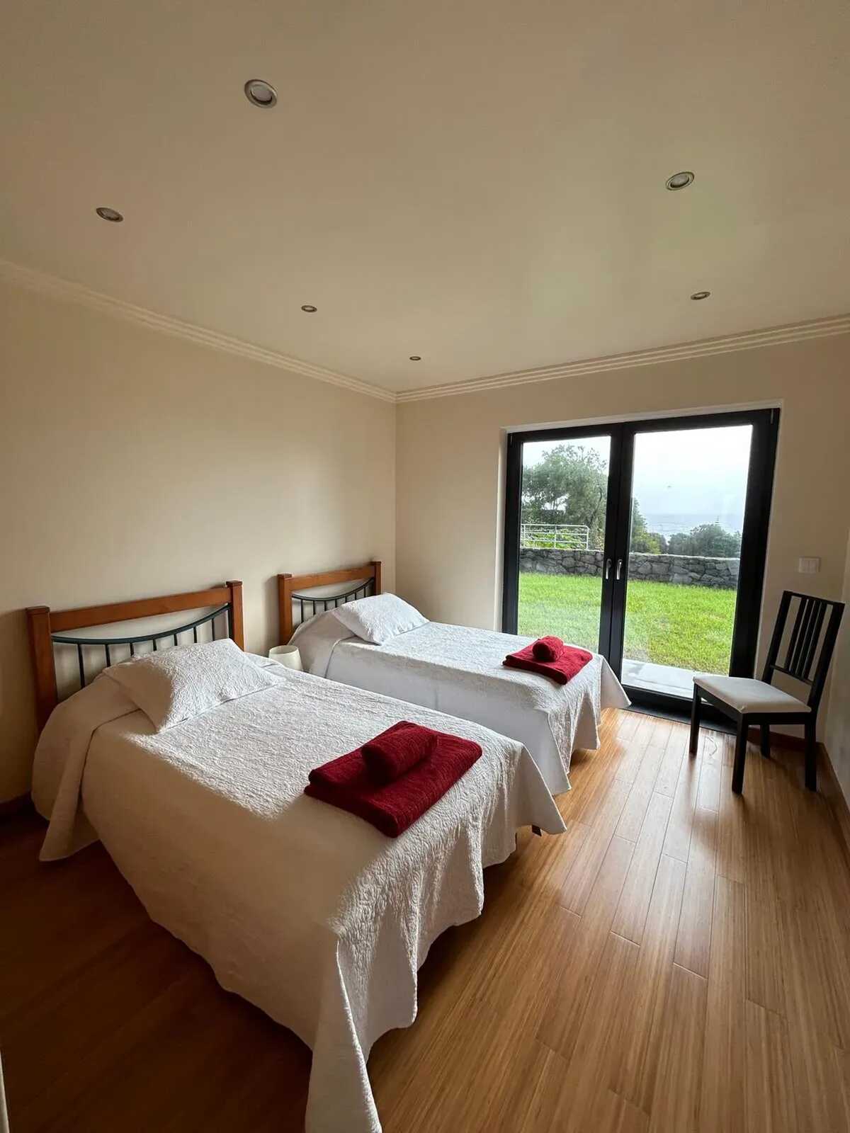 Maison 250 m² avec jardin clos à Angra do Heroísmo - Photo 11