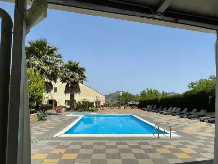 Maison avec piscine privée et jardin clôturé à Enna, 14 personnes : photo 11