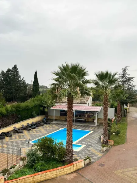Maison avec piscine privée et jardin clôturé à Enna, 14 personnes : photo 13