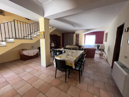 Maison avec piscine privée et jardin clôturé à Enna, 14 personnes : photo 30