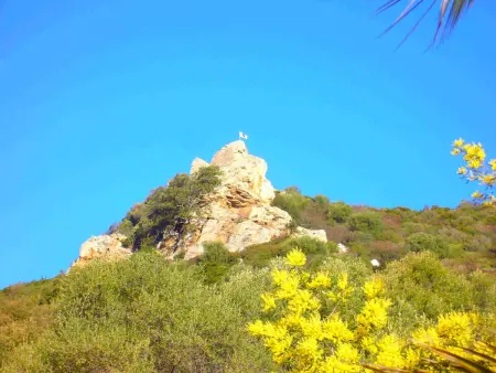 Maison charmante à Alata avec vue sur mer et ville - Photo 35