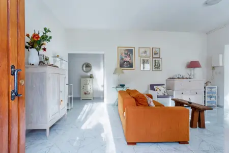 Location appartement à Tollo, Appartement charmant à Tollo, jardin