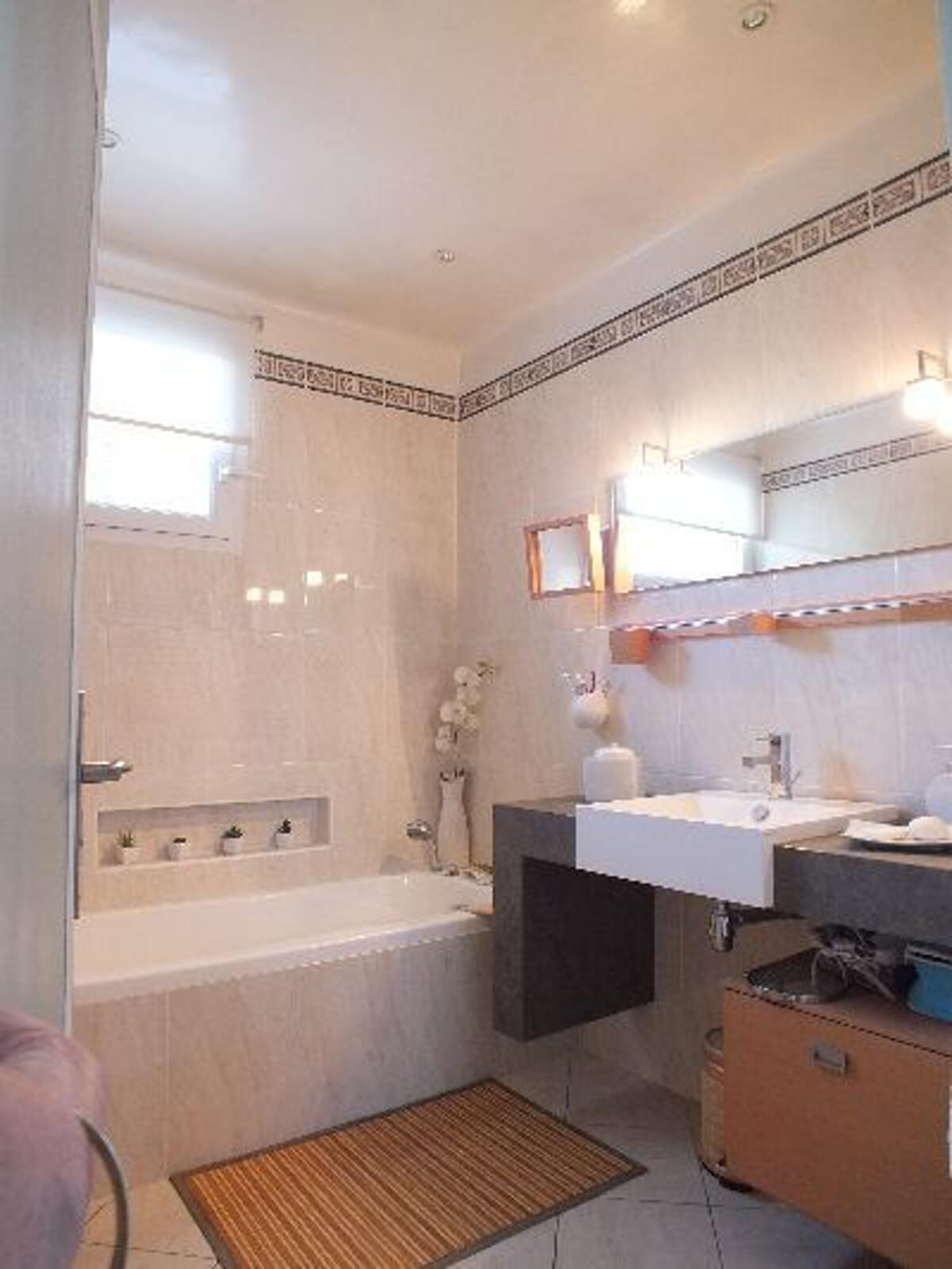 Maison avec piscine privée chauffée à Orange, jardin et 3 chambres - Photo 18