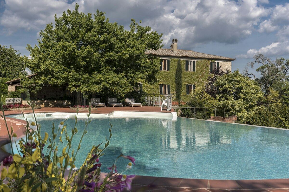 Maison 60 m² à Murlo, piscine partagée et terrasse - Photo 2