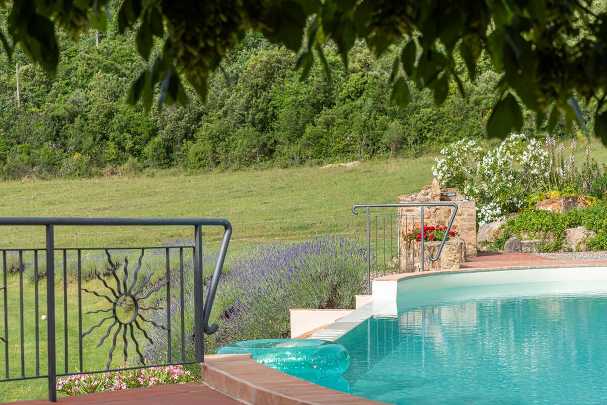 Maison 60 m² à Murlo, piscine partagée et terrasse - Photo 34