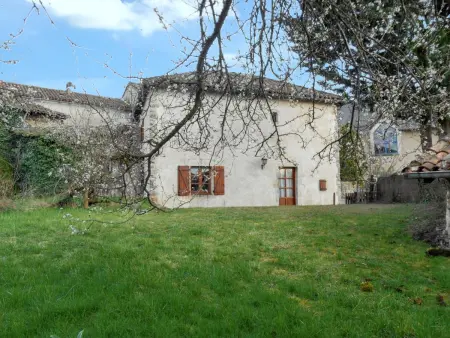 Maison avec jardin clos sans vis-à-vis à Peyrusse le Roc : photo 7