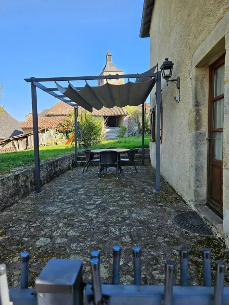 Maison avec jardin clos sans vis-à-vis à Peyrusse le Roc : photo 21