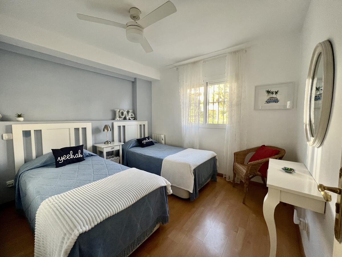 Appartement 2 chambres à Marbella, piscine toute l'année - Photo 2