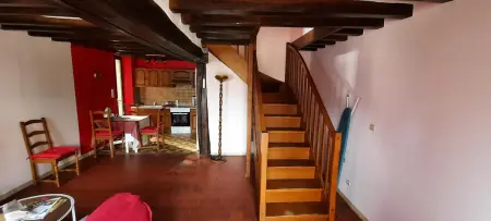 Maison accueillante à Saint-Amand-en-Puisaye avec jardin - Photo 2