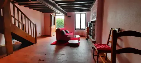Maison accueillante à Saint-Amand-en-Puisaye avec jardin - Photo 3