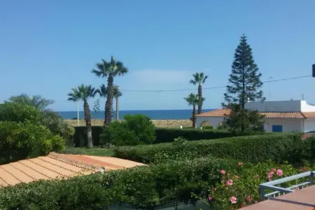 Appartement avec vue mer et jardin privé à Fontane Bianche, Siracusa : photo 2