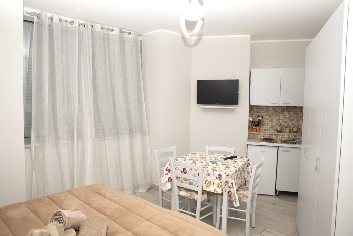 Appartement 35m² à Naples avec parking gratuit - Photo 2