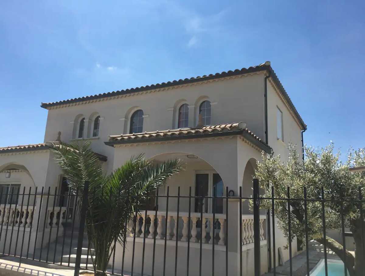 Villa 4 chambres avec piscine privée à Saint-Gilles - Photo 1