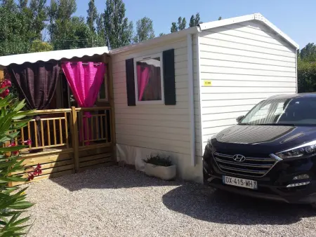 Bungalow 3 chambres avec piscine partagée à Fréjus : photo 3