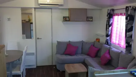 Bungalow 3 chambres avec piscine partagée à Fréjus : photo 16