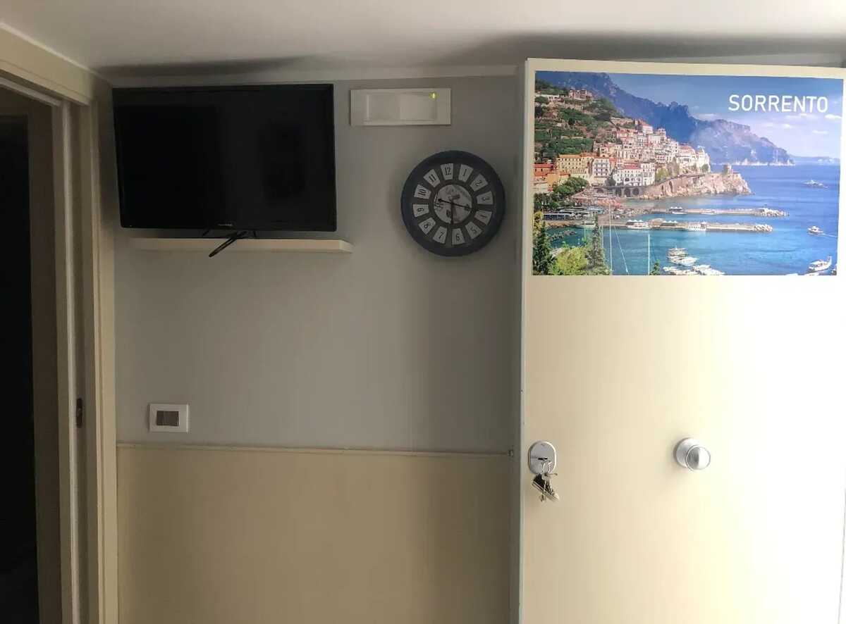 Appartement 25 m² avec parking gratuit à Naples - Photo 10