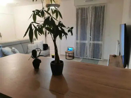 Appartement avec terrasse et parking privé à Viroflay, 45 m² : photo 12