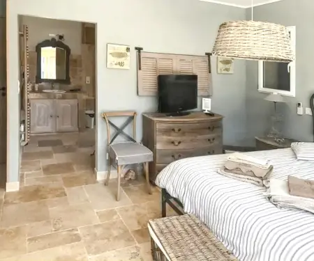 Villa élégante à Régusse avec piscine privée - Photo 13