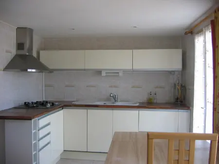 Appartement 42 m² avec parking privé et vue sur ville à Port-Vendres : photo 3