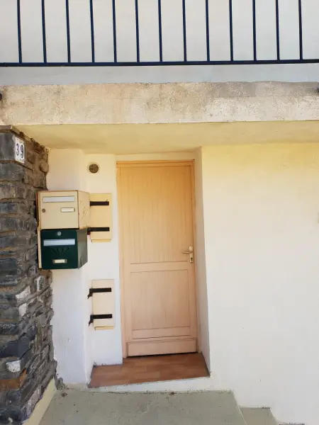 Appartement 42 m² avec parking privé et vue sur ville à Port-Vendres : photo 11