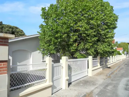 Maison charmante à Soulac-sur-Mer avec jardin clôturé - Photo 5