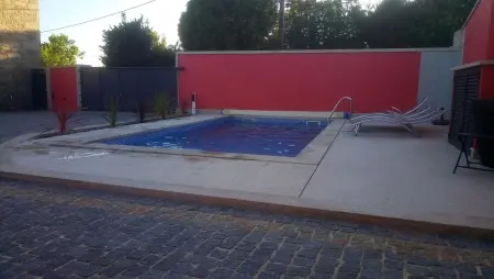 Location maison à Alvarães, Maison charmante à Alvarães avec piscine privée