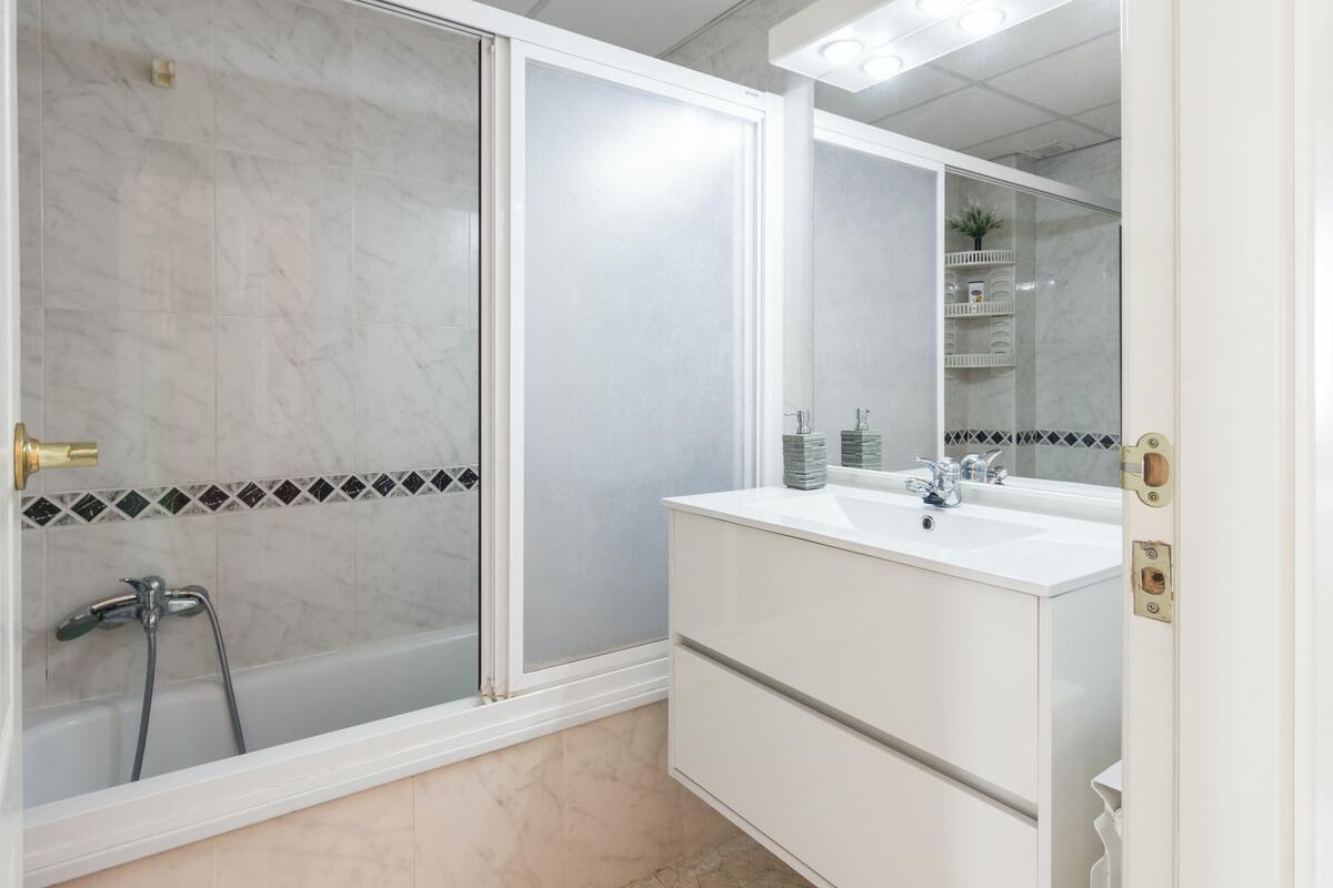 Villa avec piscine privée et vue mer à Torredembarra, 8 pers. - Photo 15